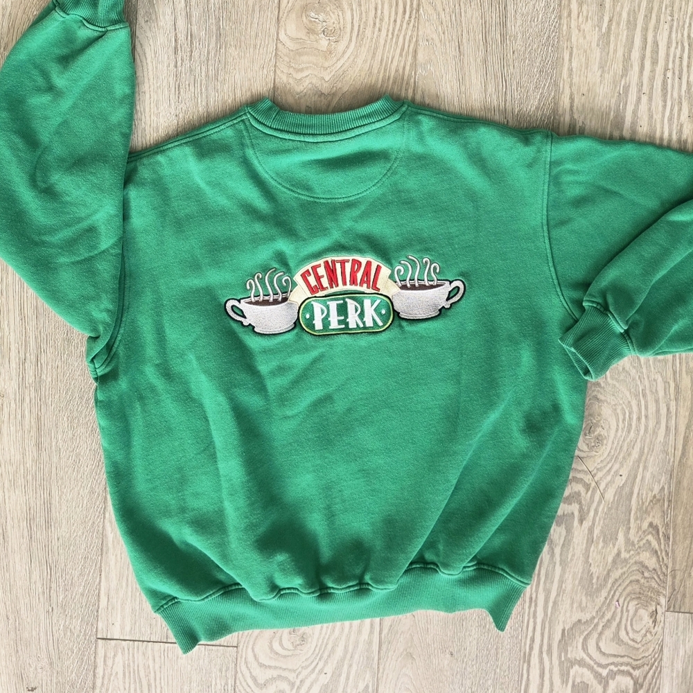 Cotton On Green "Central Perk" Friends Crewneck Pullover Sweatshiry